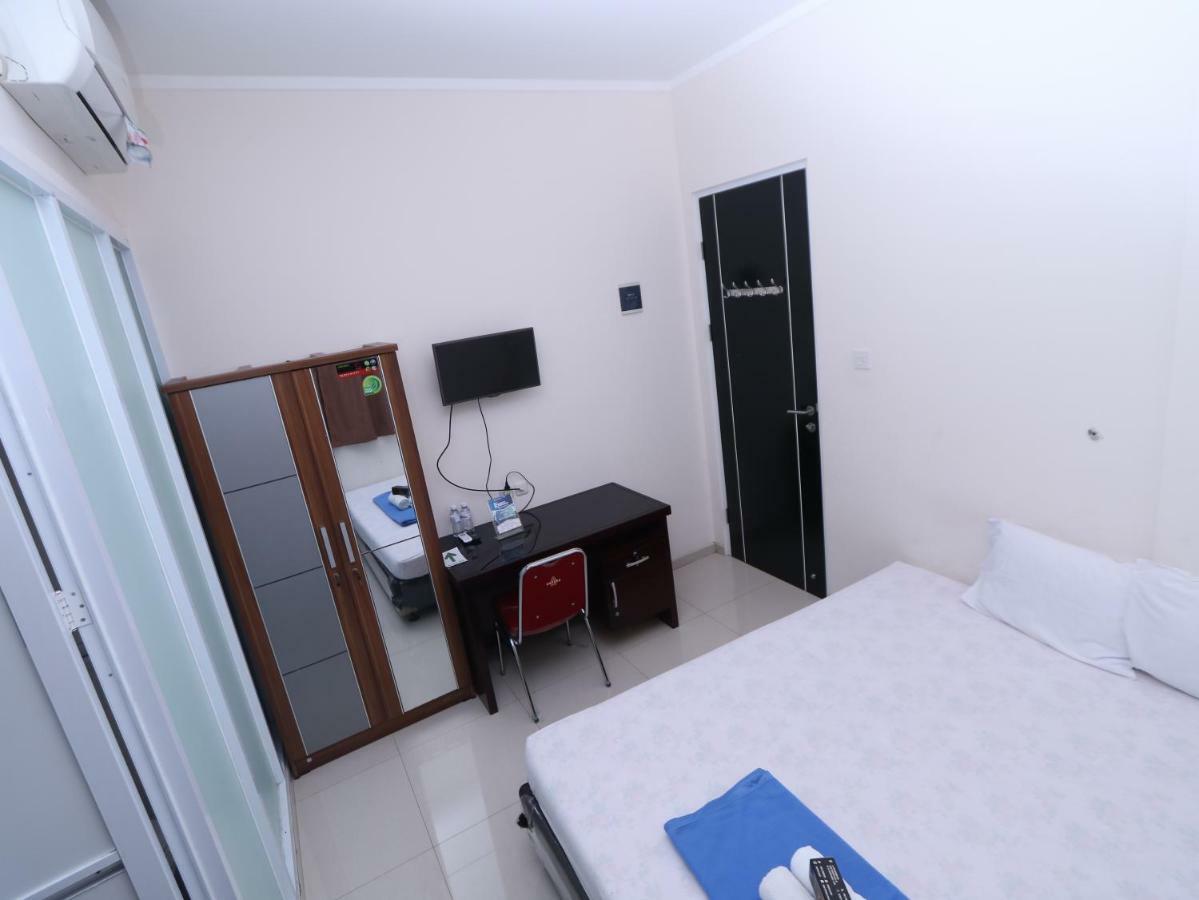 Hotel Kamar Keluarga Tanah Abang Giacarta Esterno foto